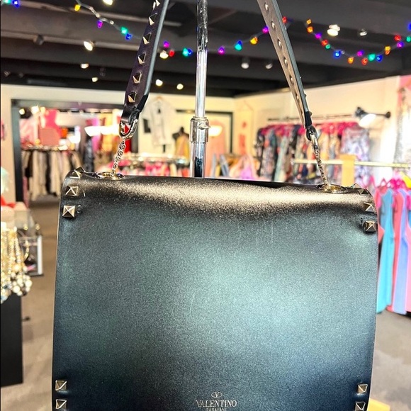 VALENTINO GARAVANI NWT BLACK LEATHER ROCK STAR GOLD STUDDED SHOULDER BAG - Picture 8 of 14